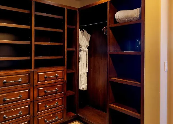 5-br Golf With Transportation Included *