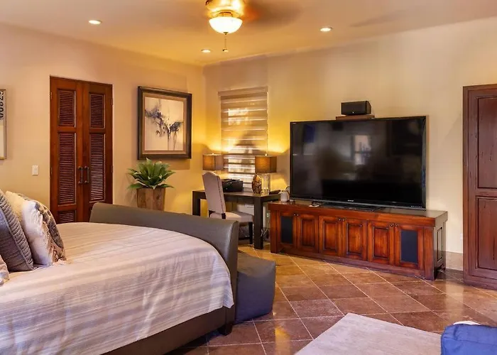 Villa 5-br Golf With Transportation Included